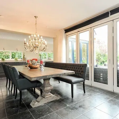 Unique Villa *